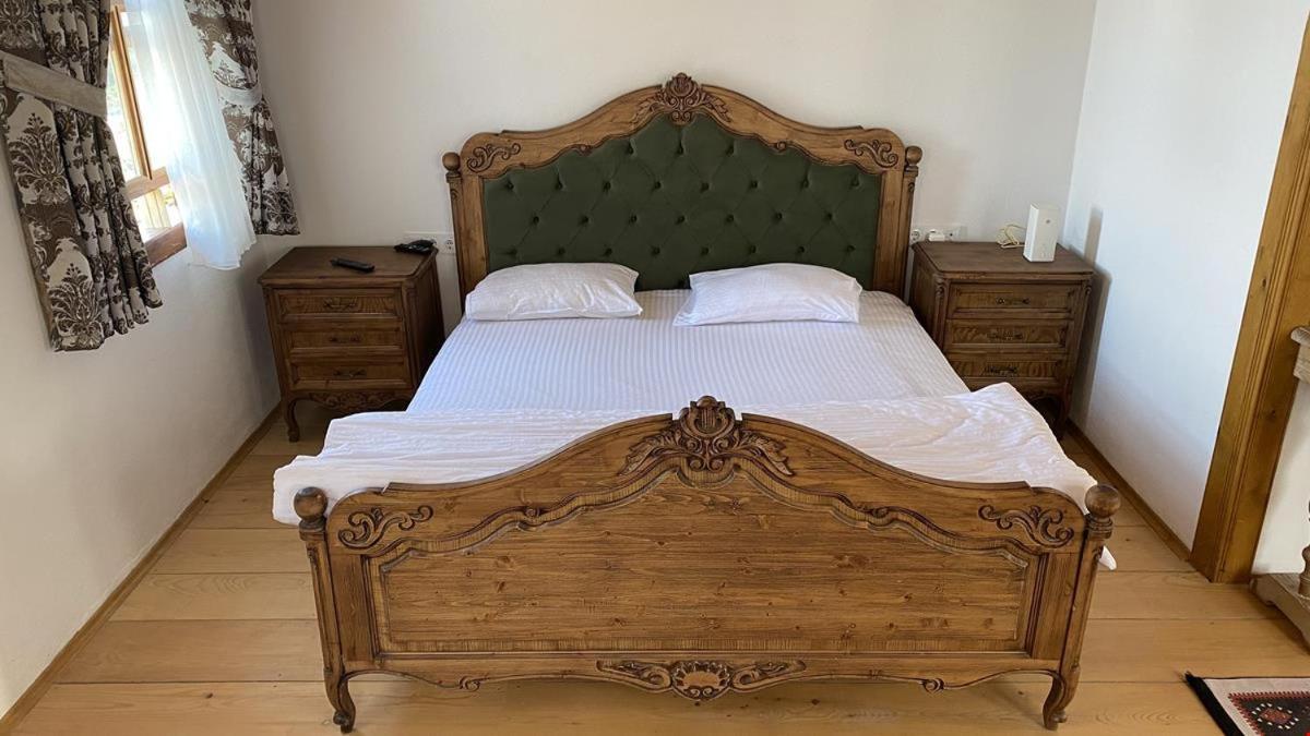 Quiet Abana Bed & Breakfast Exterior photo